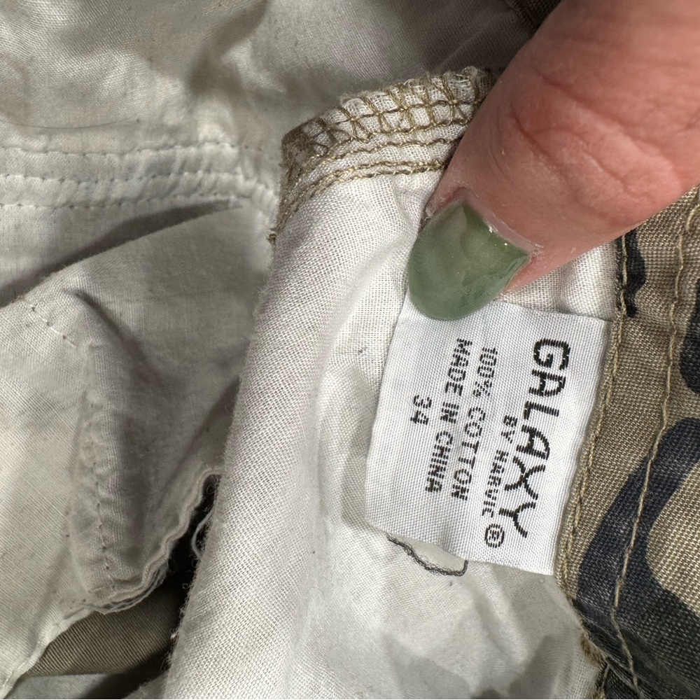 Camouflage Cargo Shorts - Picture 6 of 6